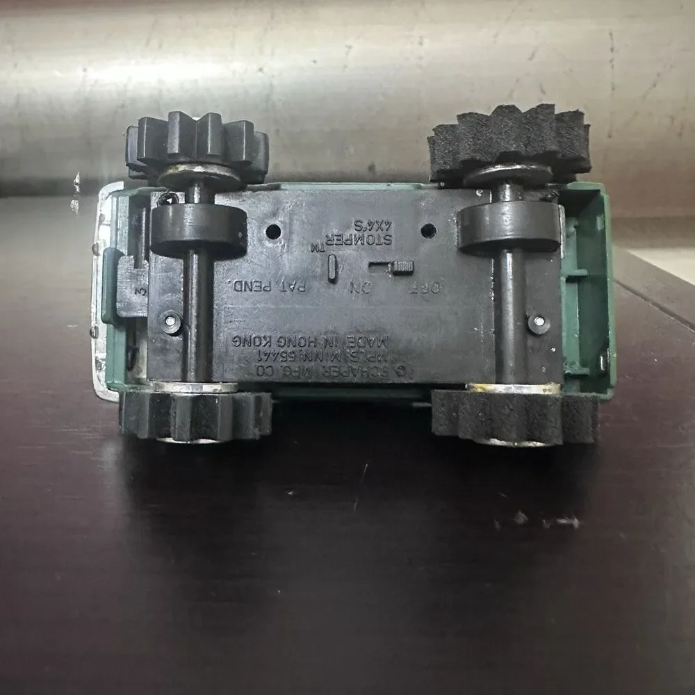 Schaper Stomper 4x4 Toyota SR5 Green Pickup Truck Works
